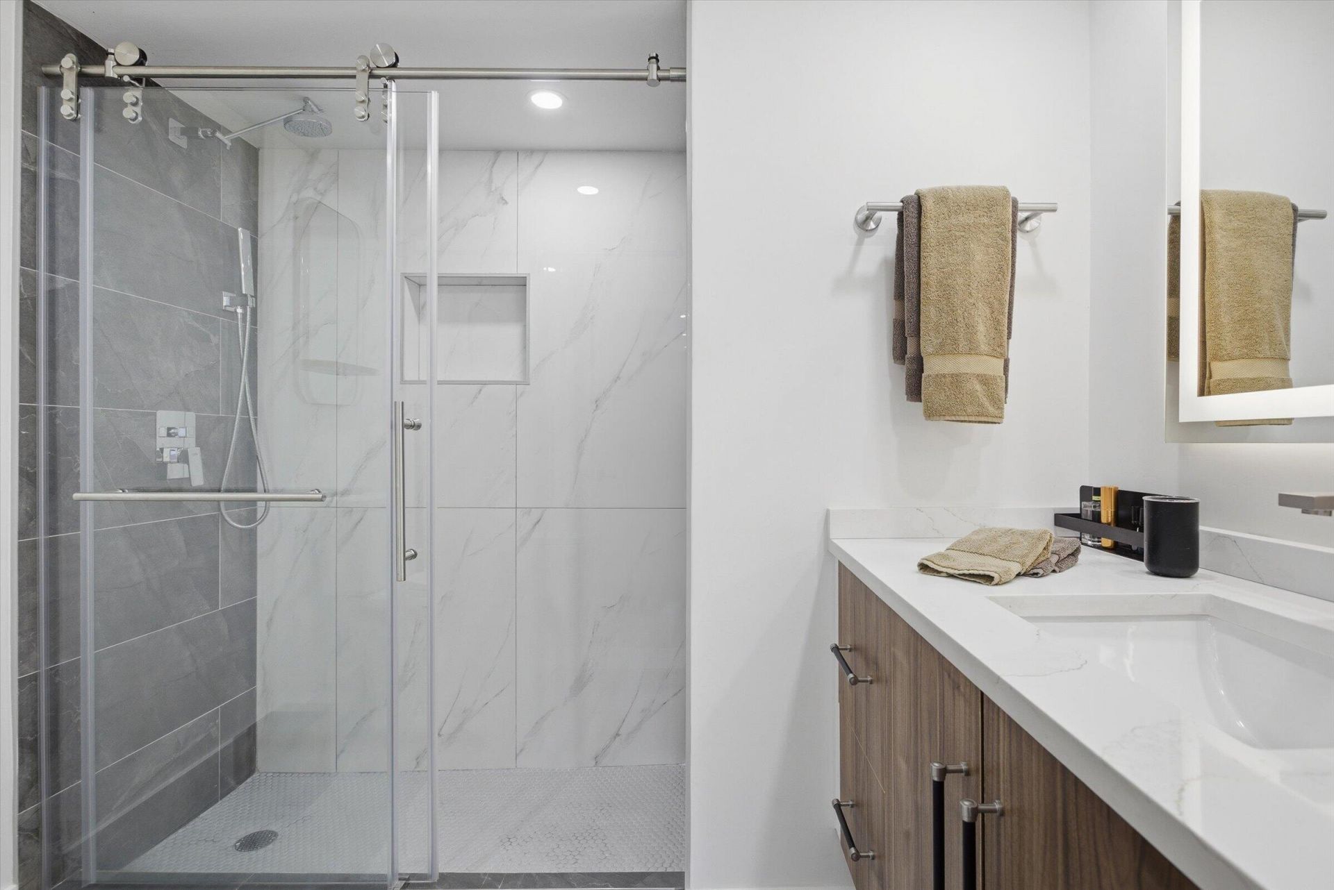 336 N Birch Road, Unit 5h, Fort Lauderdale, FL 33304 Photo