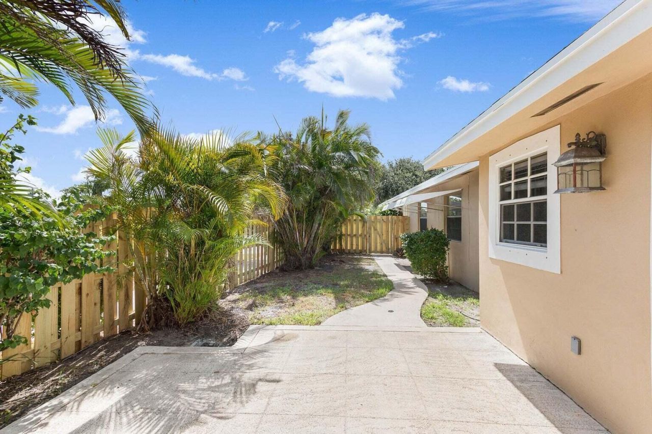 272 NE 13th Street, Delray Beach, FL 33444 Photo