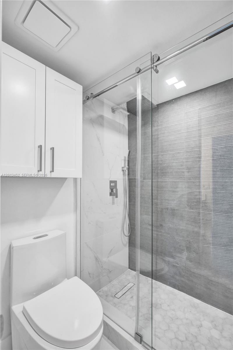 3625 N Country Club Dr, Unit 2310, Aventura, FL 33180 Photo