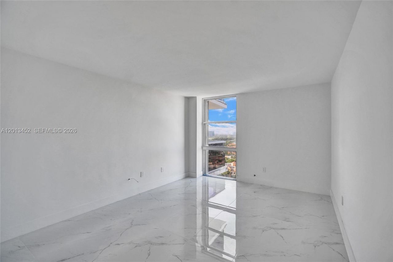 3625 N Country Club Dr, Unit 2310, Aventura, FL 33180 Photo