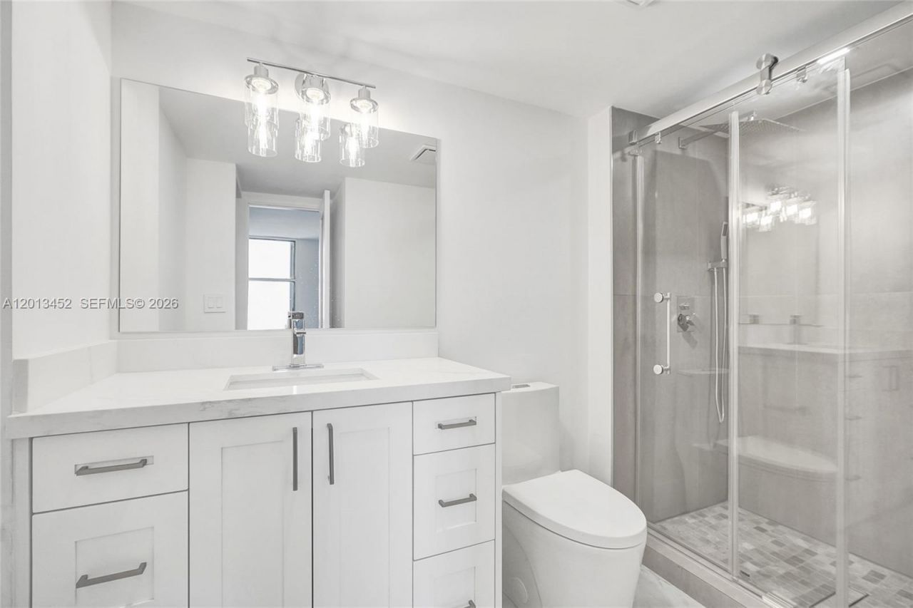 3625 N Country Club Dr, Unit 2310, Aventura, FL 33180 Photo
