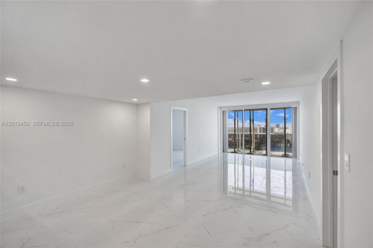 3625 N Country Club Dr, Unit 2310, Aventura, FL 33180 Photo