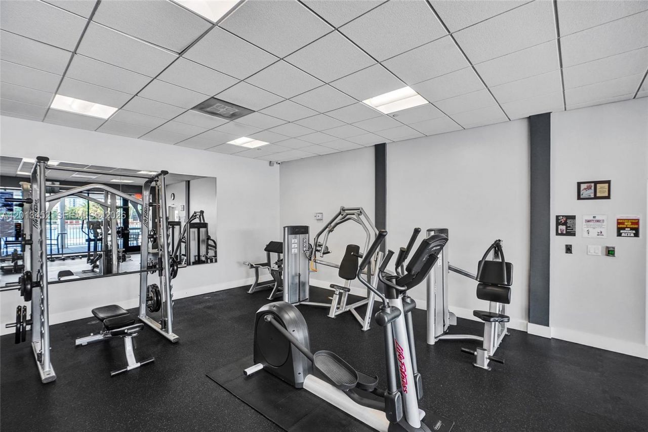 3625 N Country Club Dr, Unit 2310, Aventura, FL 33180 Photo