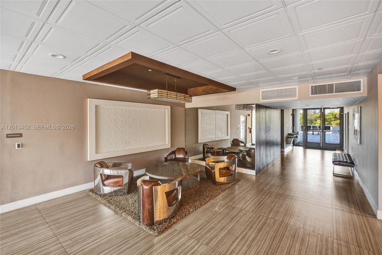 3625 N Country Club Dr, Unit 2310, Aventura, FL 33180 Photo
