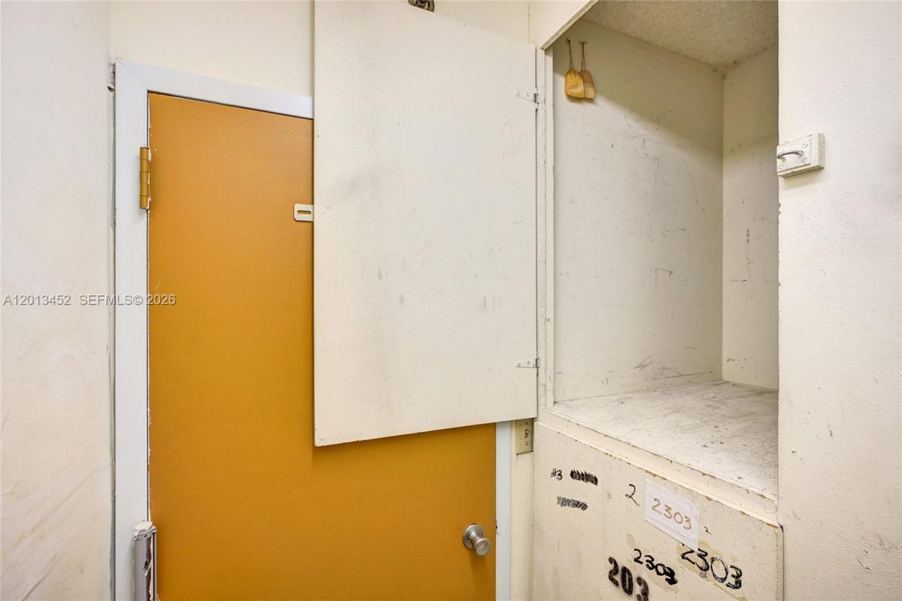 3625 N Country Club Dr, Unit 2310, Aventura, FL 33180 Photo