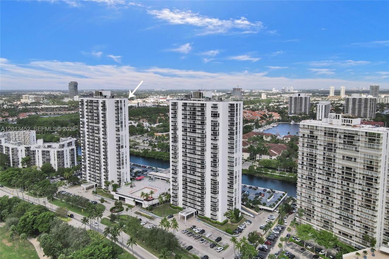 3625 N Country Club Dr, Unit 2310, Aventura, FL 33180 Photo