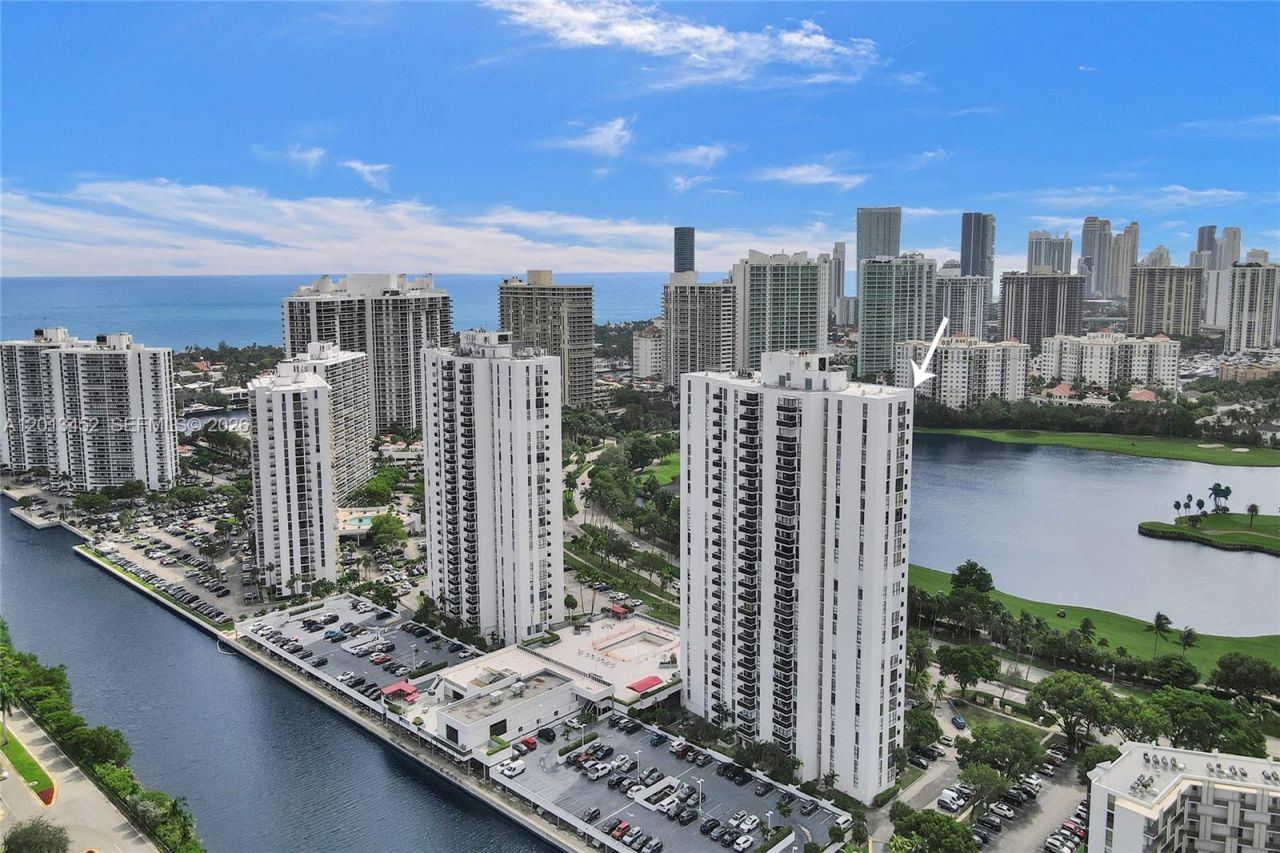 3625 N Country Club Dr, Unit 2310, Aventura, FL 33180 Photo