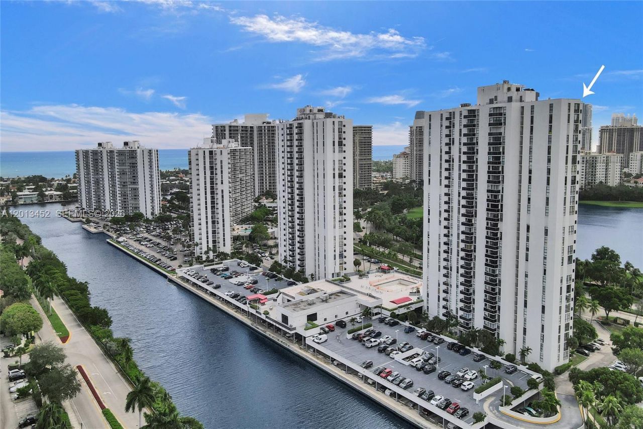 3625 N Country Club Dr, Unit 2310, Aventura, FL 33180 Photo