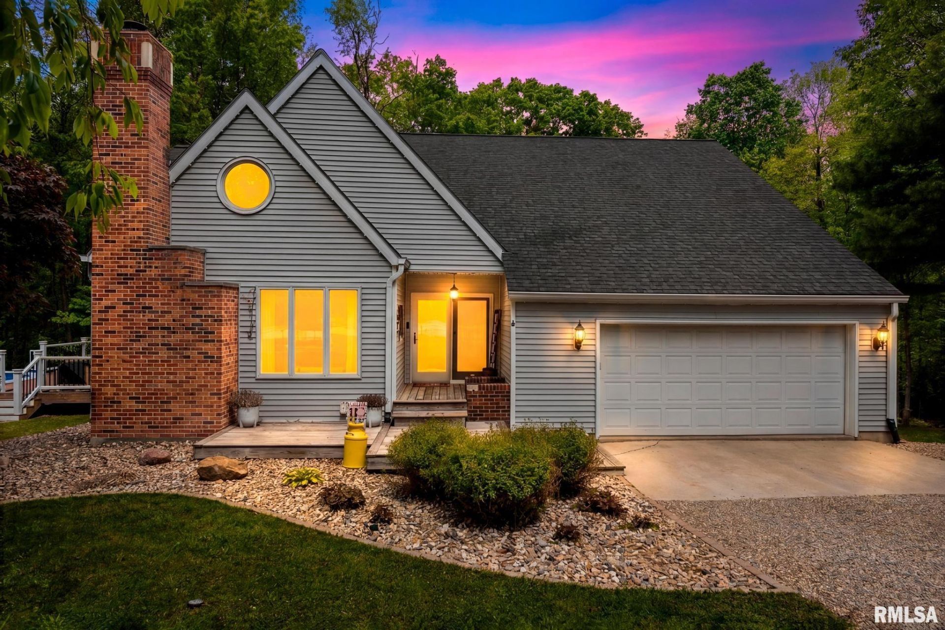 6 Sussex Court, Mackinaw, IL 61755 Main Photo