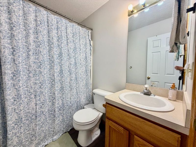 530 Parkside Reserve Street, Wellington, OH 44090 Photo 22