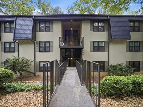 32 Arpege Way NW, Unit 32, Atlanta, GA 30327