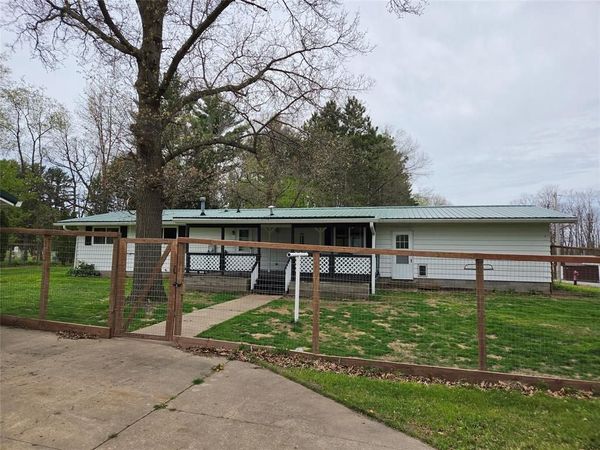 100 Locust Street, Hixton, WI 54635