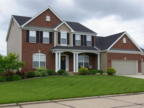 262 Three Cedars Drive , Lake St Louis, MO 63367
