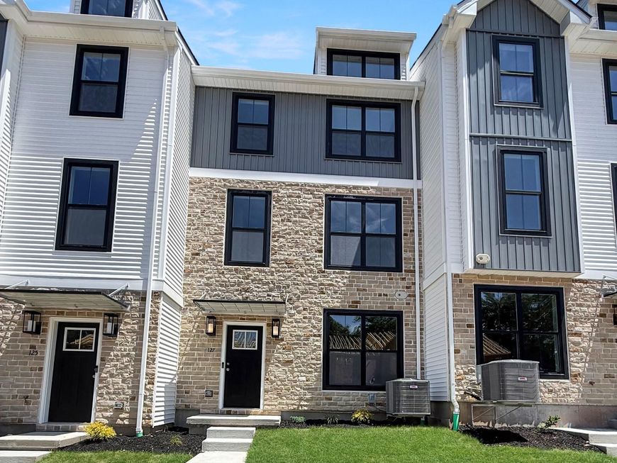 127 Cobblestone Drive, Unit JW 4-26, Harleysville, PA 19438 Main Photo
