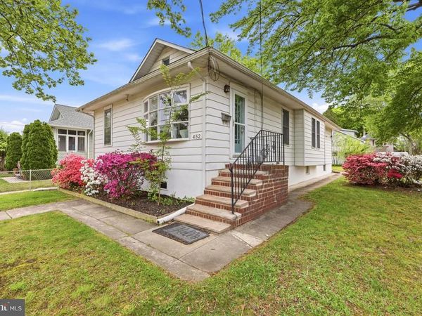 452 AUDUBON AVENUE , AUDUBON, NJ 08106