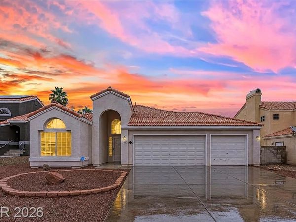 7412 Summer Crest Lane, Las Vegas, NV 89129