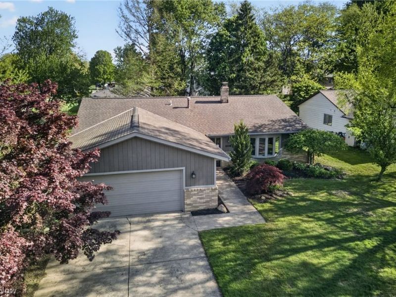 9581 Tamarin Court, Mentor, OH 44060 Photo 2