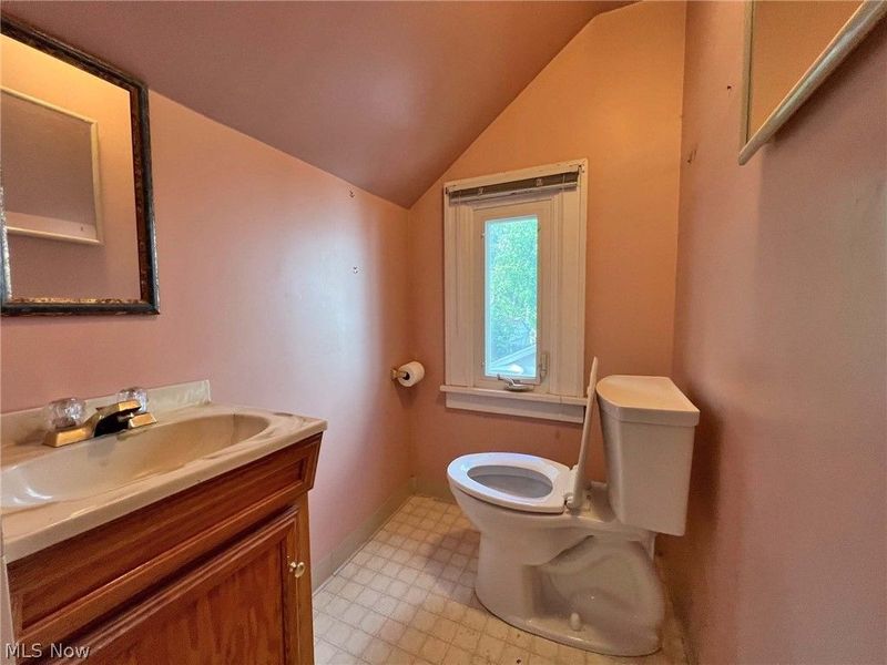 2464 4th Street, Cuyahoga Falls, OH 44221 Photo 16