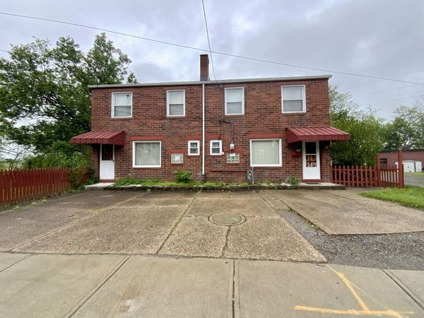 282 Oak Drive, Coraopolis, PA 15108