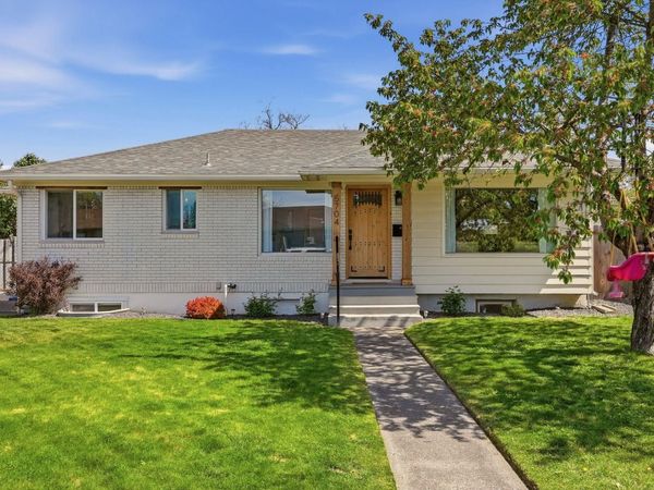 5704 N Alameda Blvd, Spokane, WA 99205
