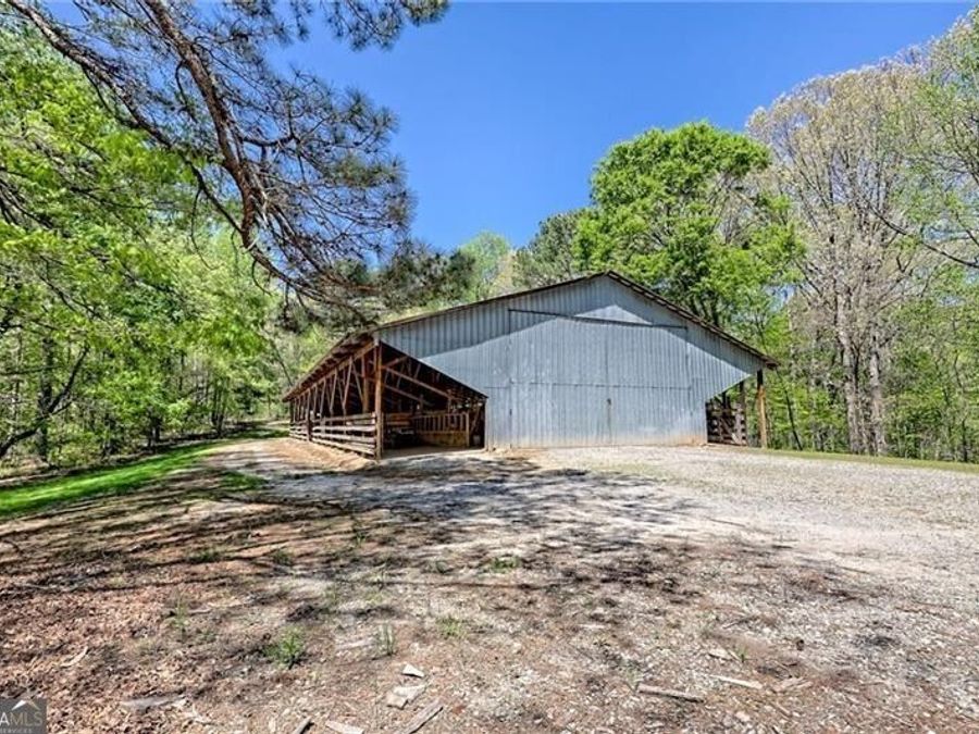 Property Image 136