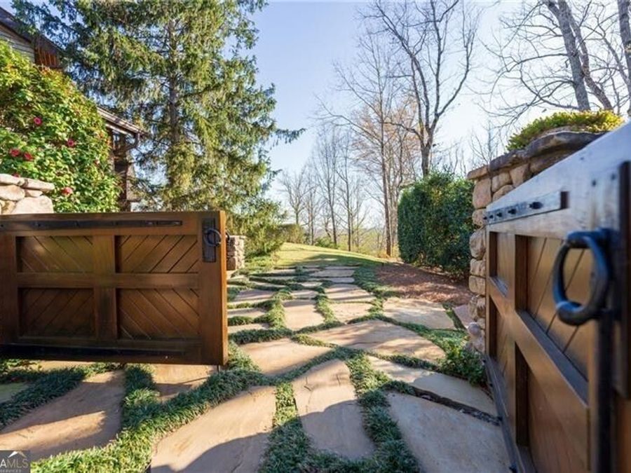 Property Image 85