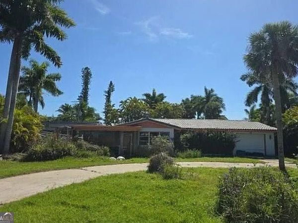14693 Martin Drive, Fort Myers, FL 33908