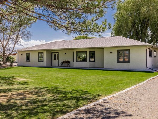 64372 Jig Road , Montrose, CO 81401