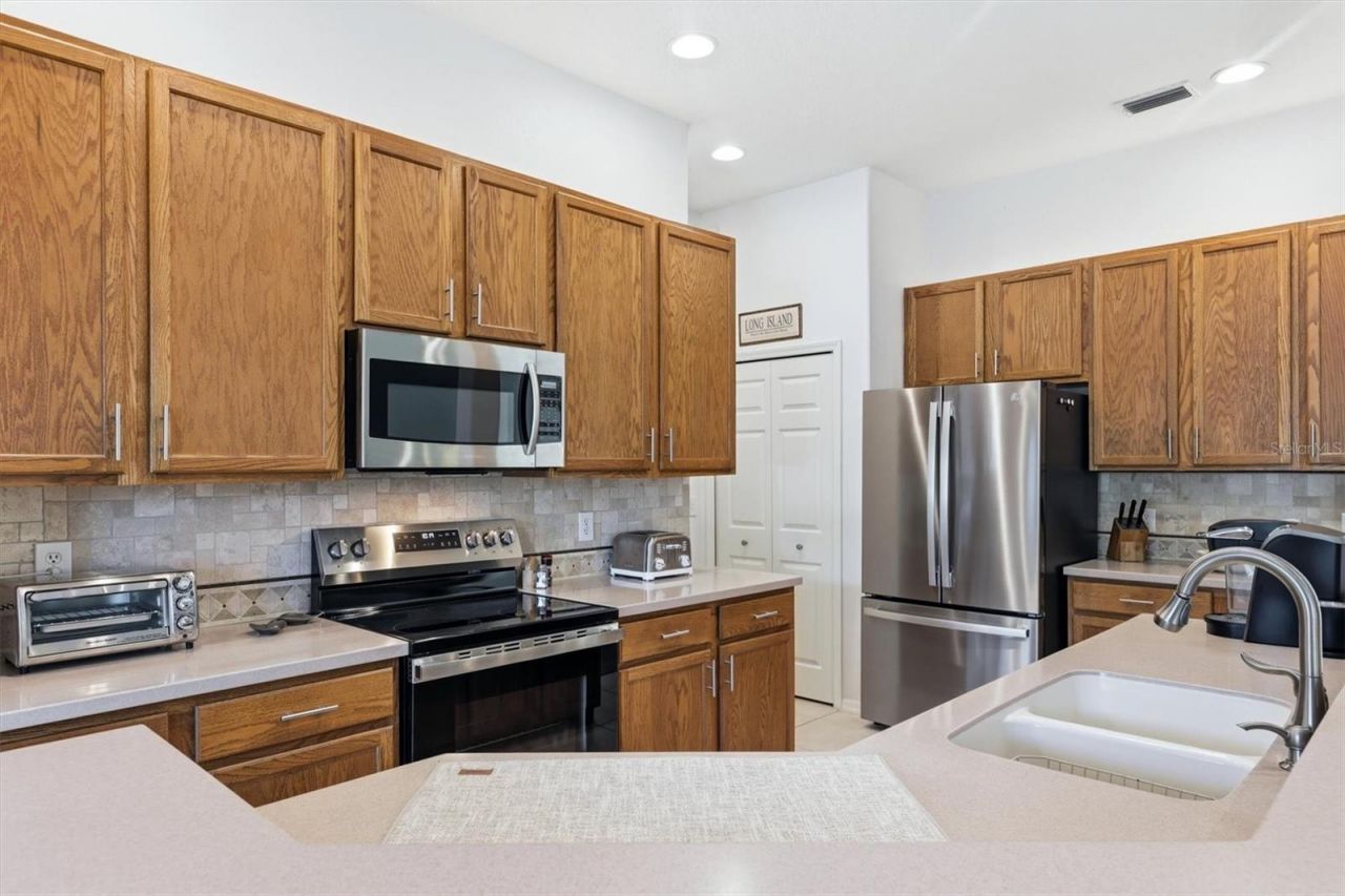 4227 61st Avenue E, Bradenton, FL 34203 Photo