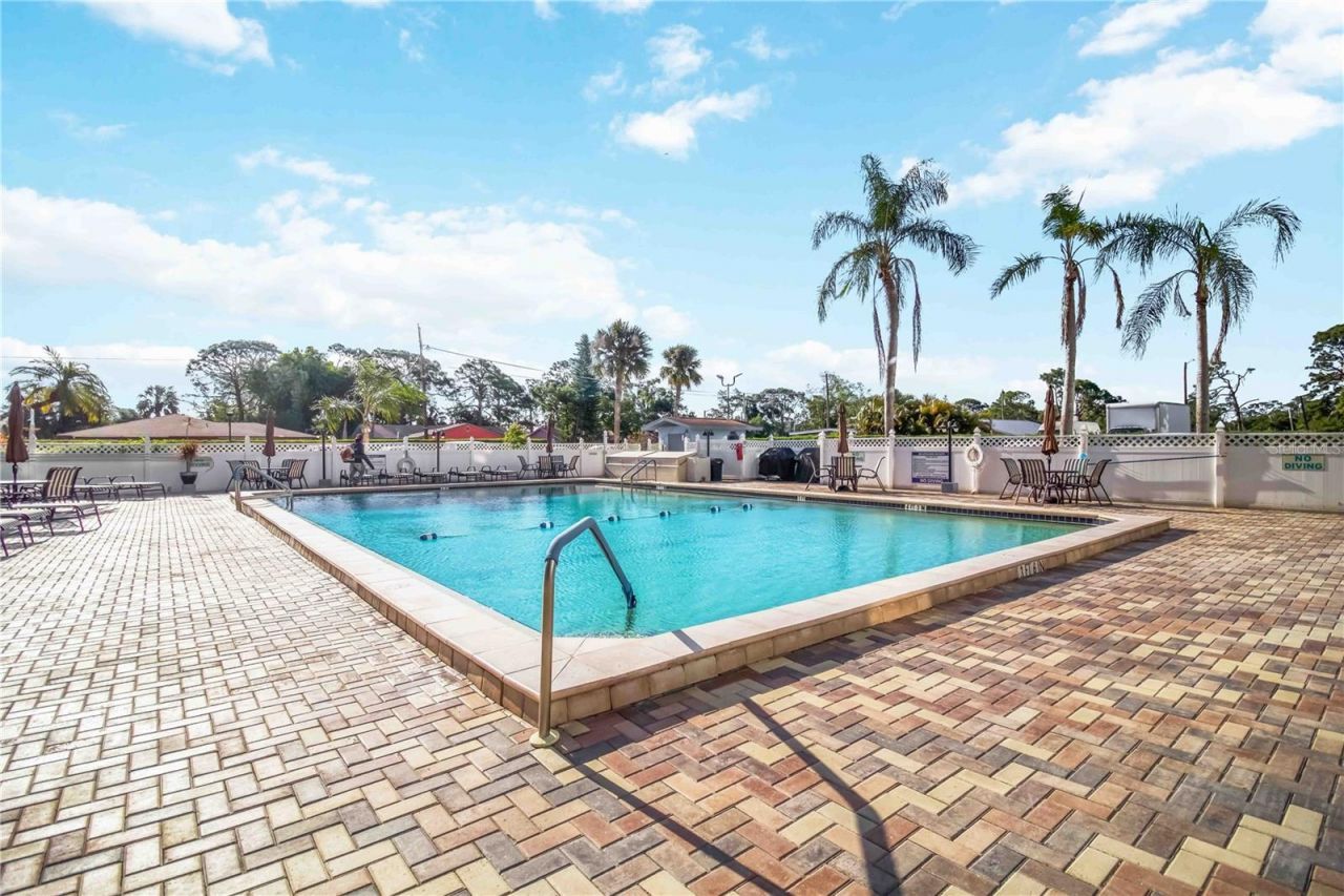 2901 26th St W, Unit 408, Bradenton, FL 34205 Photo