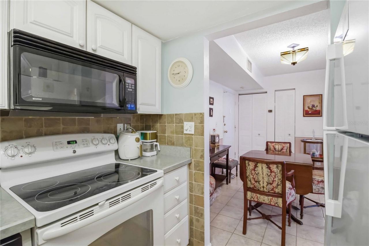 2901 26th St W, Unit 408, Bradenton, FL 34205 Photo