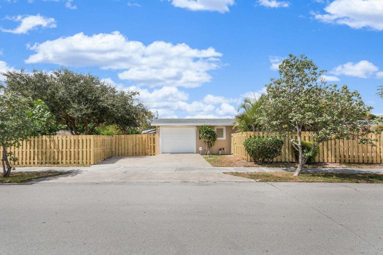 272 NE 13th Street, Delray Beach, FL 33444 Photo