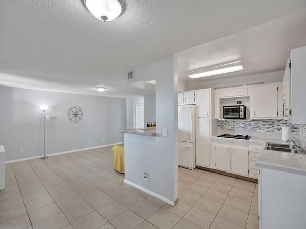 1811 Jefferson Street, Unit 404, Hollywood, FL 33020