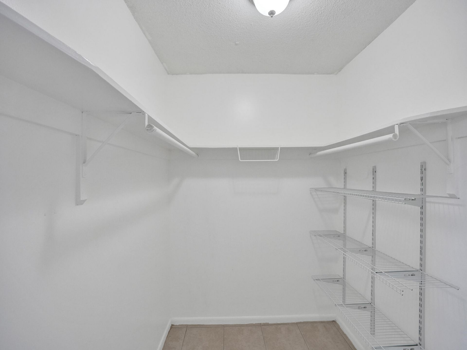 1811 Jefferson Street, Unit 404, Hollywood, FL 33020 Photo