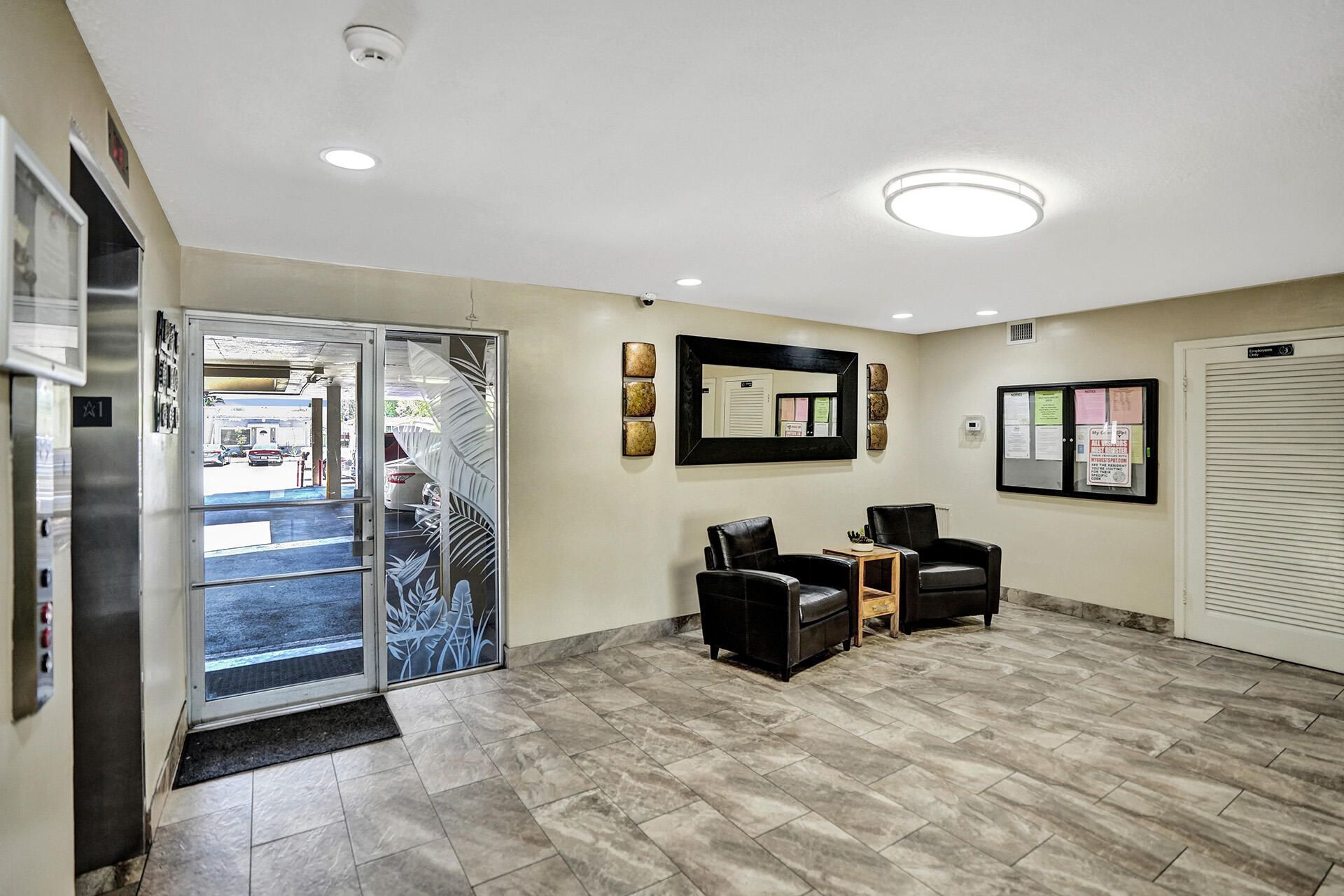 1811 Jefferson Street, Unit 404, Hollywood, FL 33020 Photo