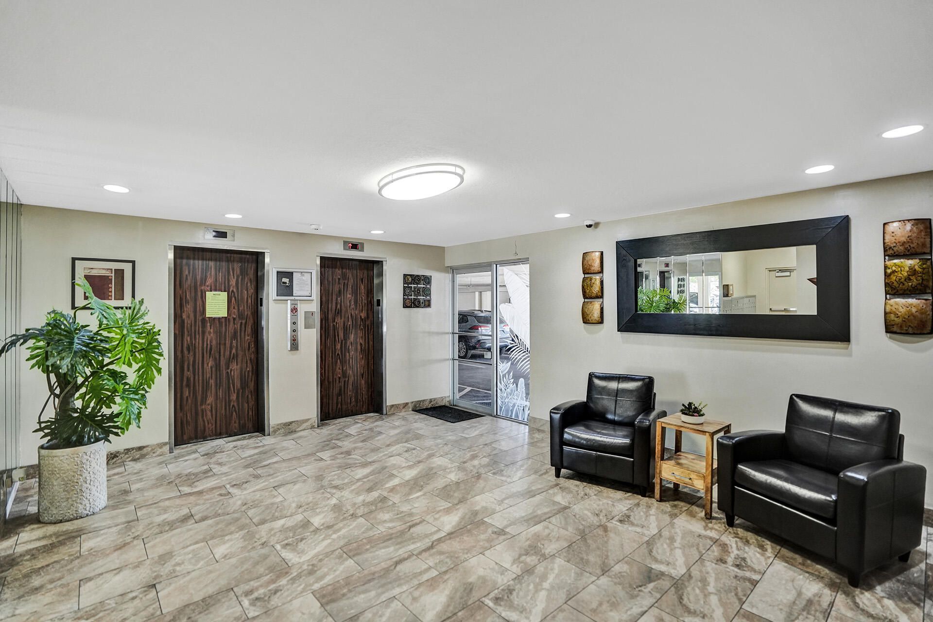 1811 Jefferson Street, Unit 404, Hollywood, FL 33020 Photo