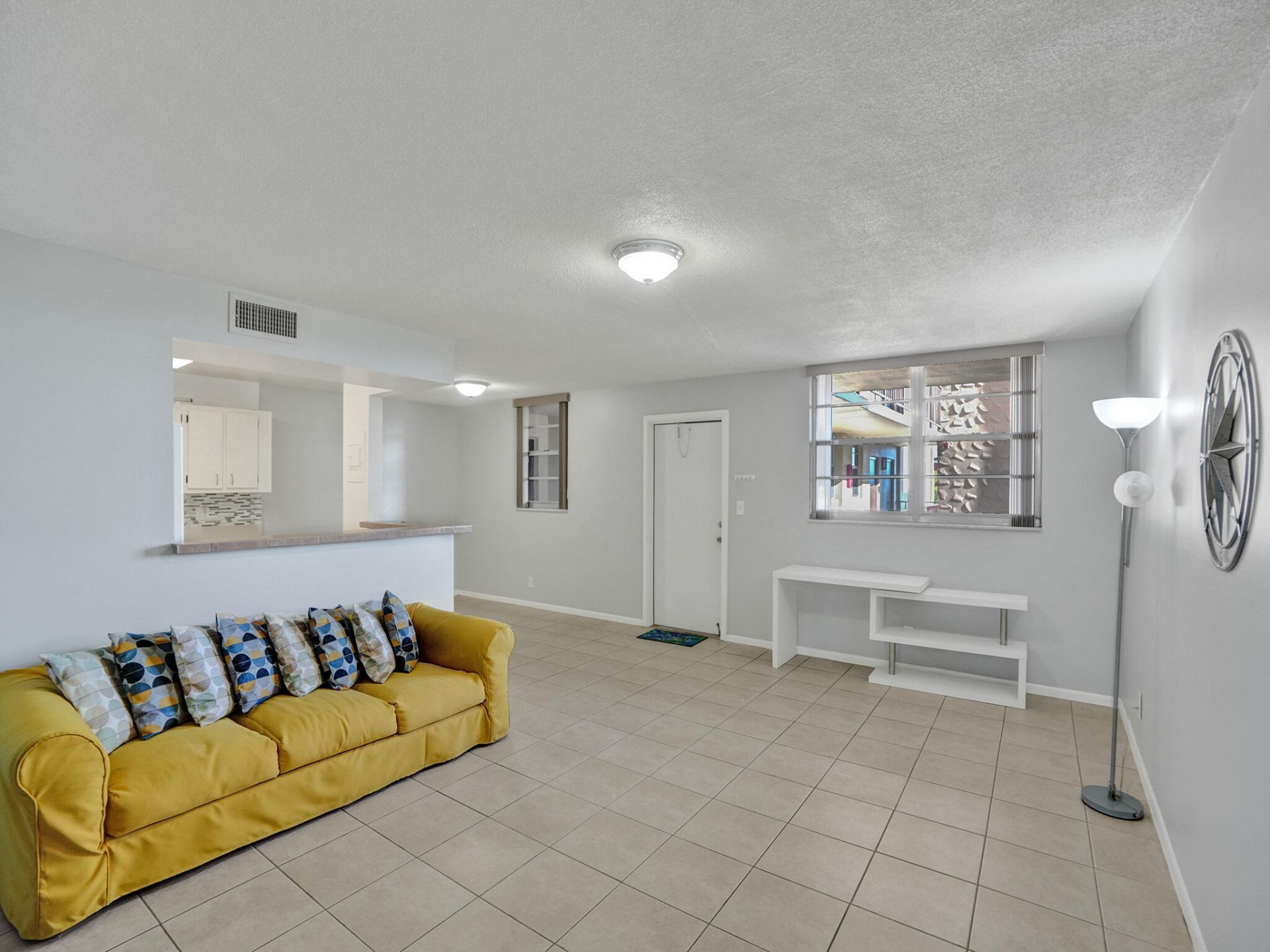 1811 Jefferson Street, Unit 404, Hollywood, FL 33020 Photo