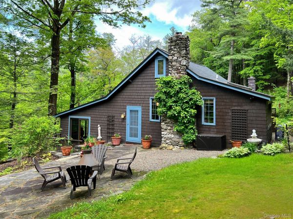 326 Pratt Hill Road , Austerlitz, NY 12017