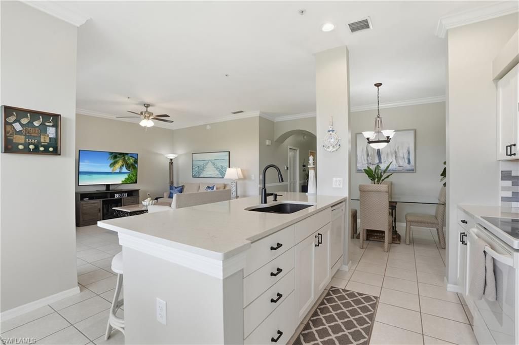 8600 Cedar Hammock Cir, Unit 1345, Naples, FL 34112 Photo