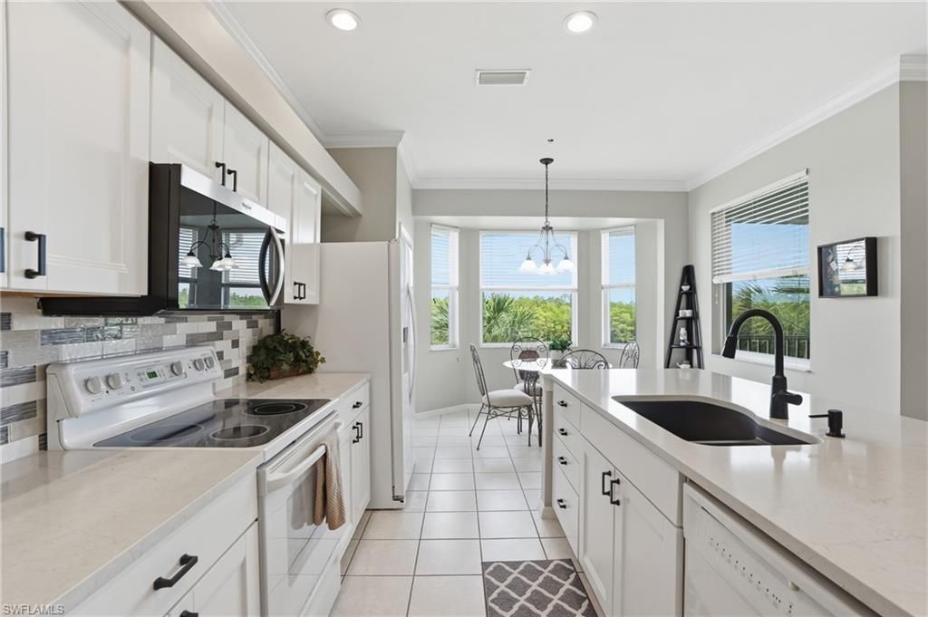 8600 Cedar Hammock Cir, Unit 1345, Naples, FL 34112 Photo