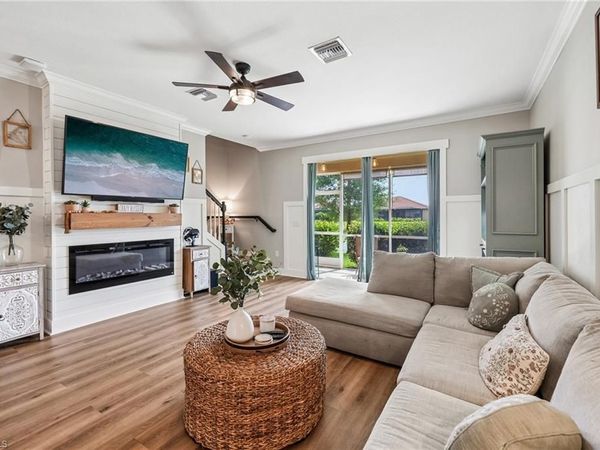 2708 Blossom WAY , NAPLES, FL 34120
