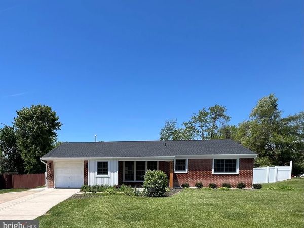 400 DEB LANE, WARMINSTER, PA 18974