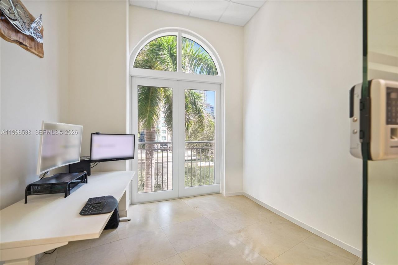 Please Call For Address, Unit 11, Fort Lauderdale, FL 33301 Photo
