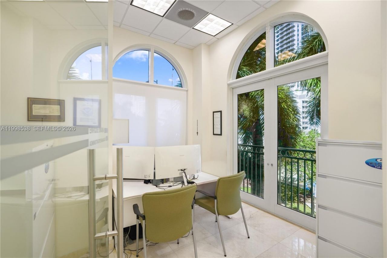 Please Call For Address, Unit 11, Fort Lauderdale, FL 33301 Photo