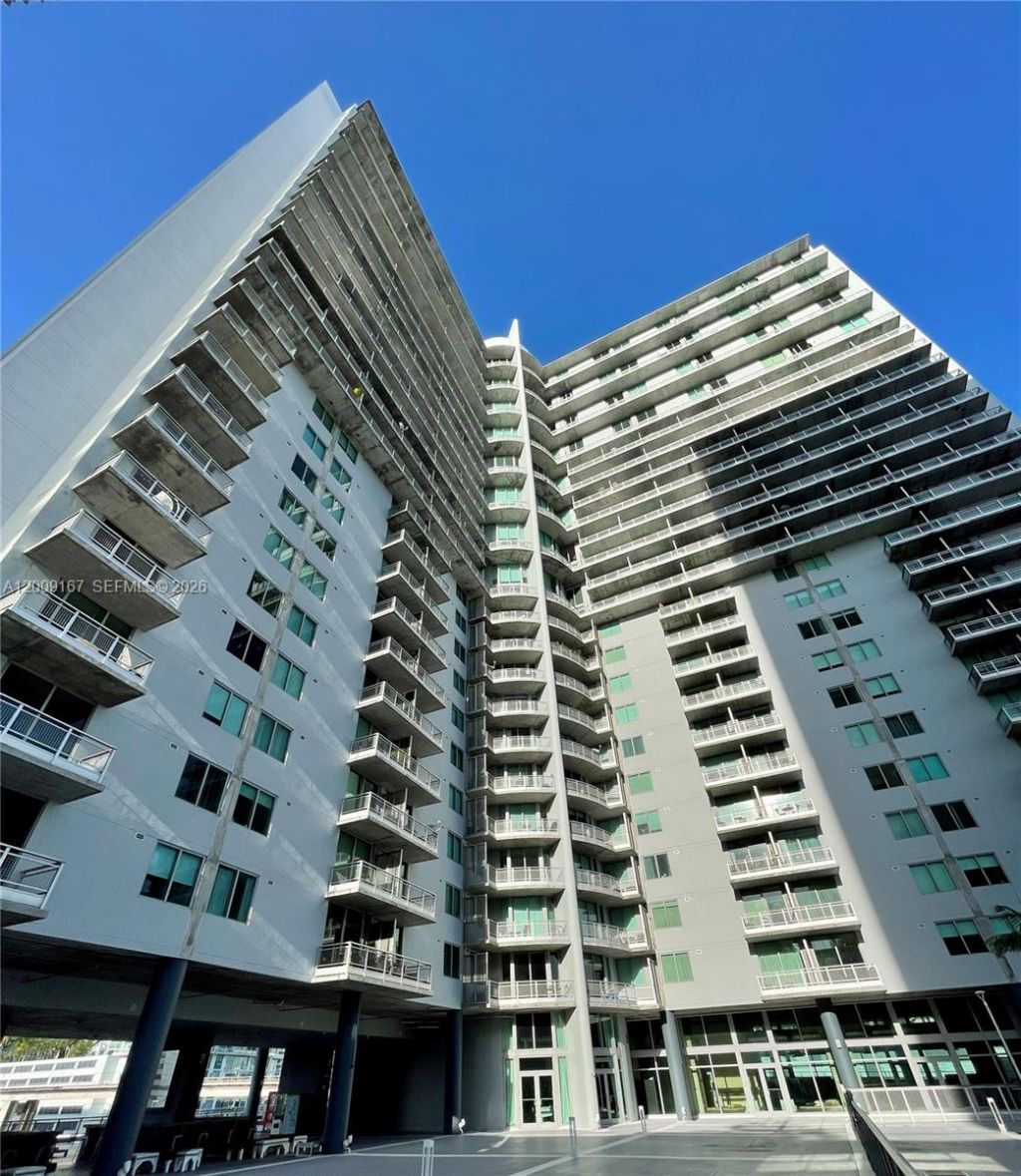 690 SW 1st Ct, Unit 3115, Miami, FL 33130 Photo