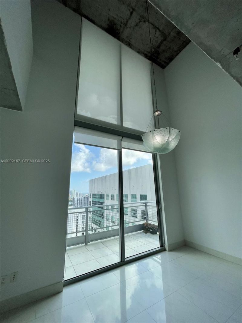 690 SW 1st Ct, Unit 3115, Miami, FL 33130 Photo