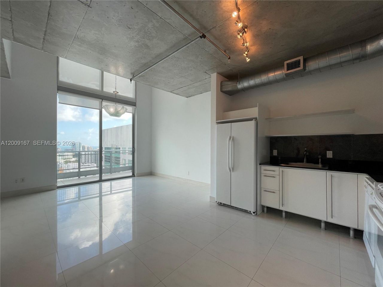 690 SW 1st Ct, Unit 3115, Miami, FL 33130 Photo