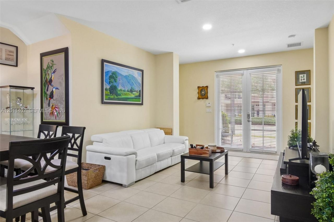 1049 SW 147th Ave, Unit 5607, Pembroke Pines, FL 33027 Photo
