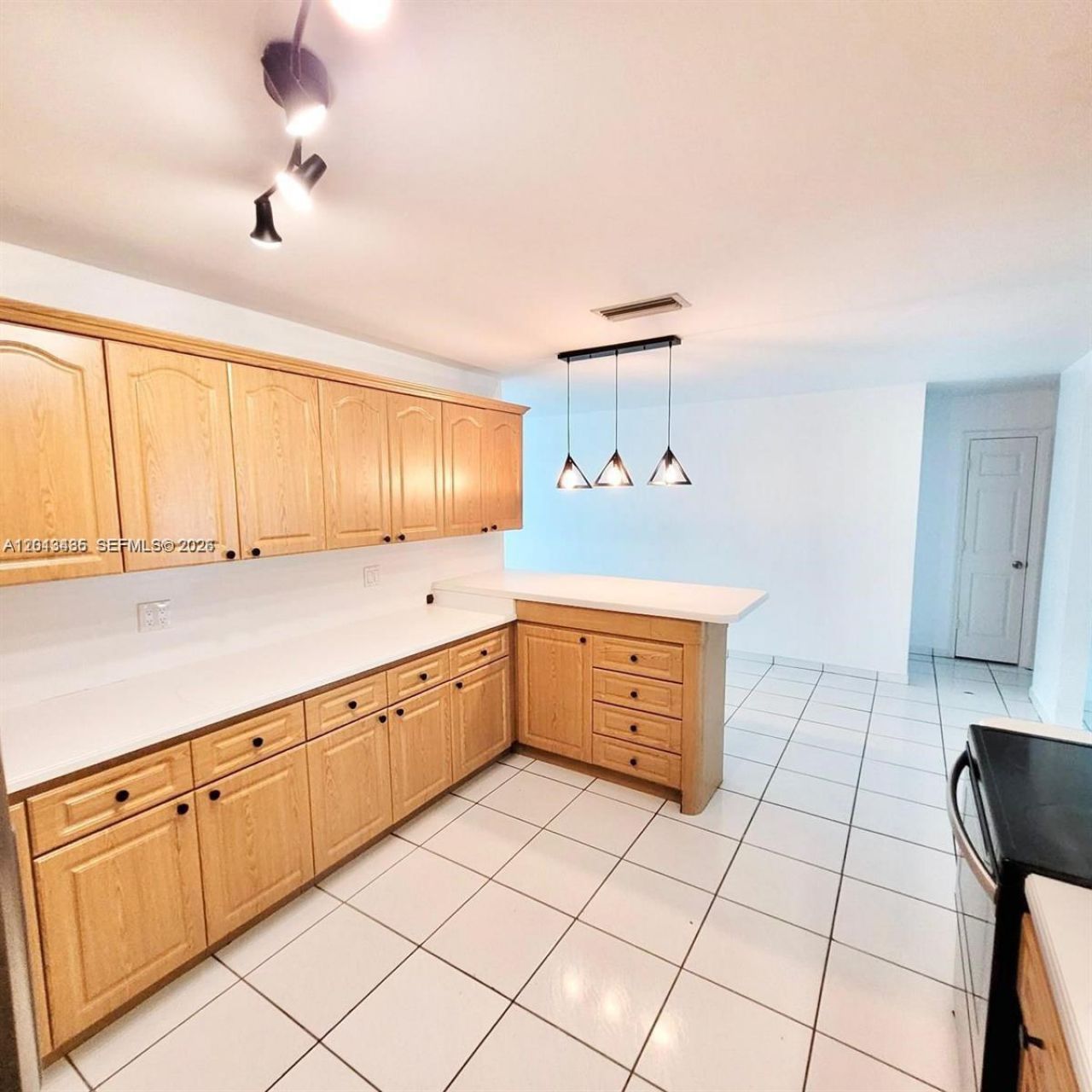 6730 Charleston St , Hollywood, FL 33024 Photo