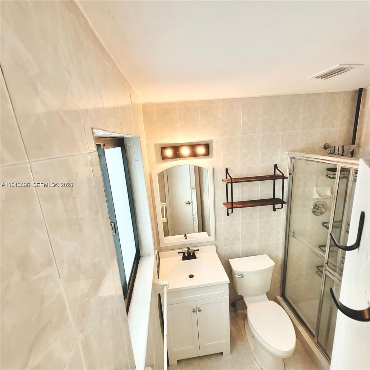 6730 Charleston St , Hollywood, FL 33024 Photo